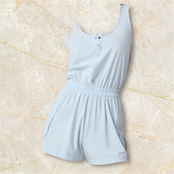 Vuori Women’s Villa Utility Romper Color Light Mist Blue Size Medium $118 New - Picture 1 of 6